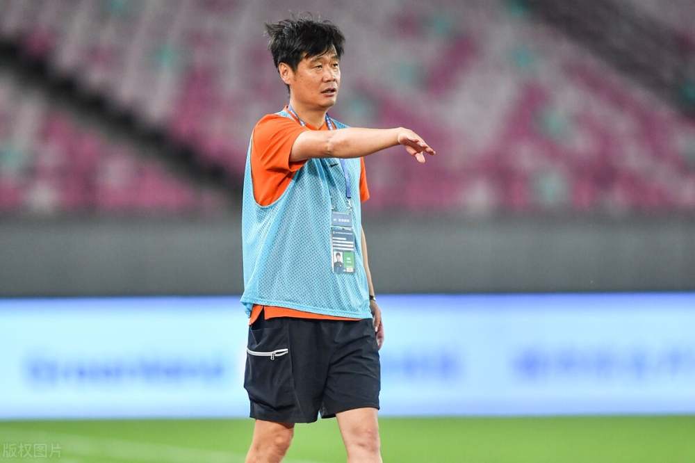 尼斯门将神勇发挥零封劲敌收获三分  尼斯门将神勇发挥零封劲敌收获三分